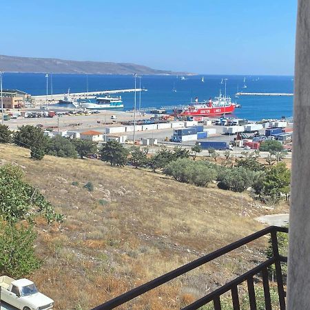 Lavrio 1Bdr Penthouse 7 Min On Foot From The Port Apartman Kültér fotó