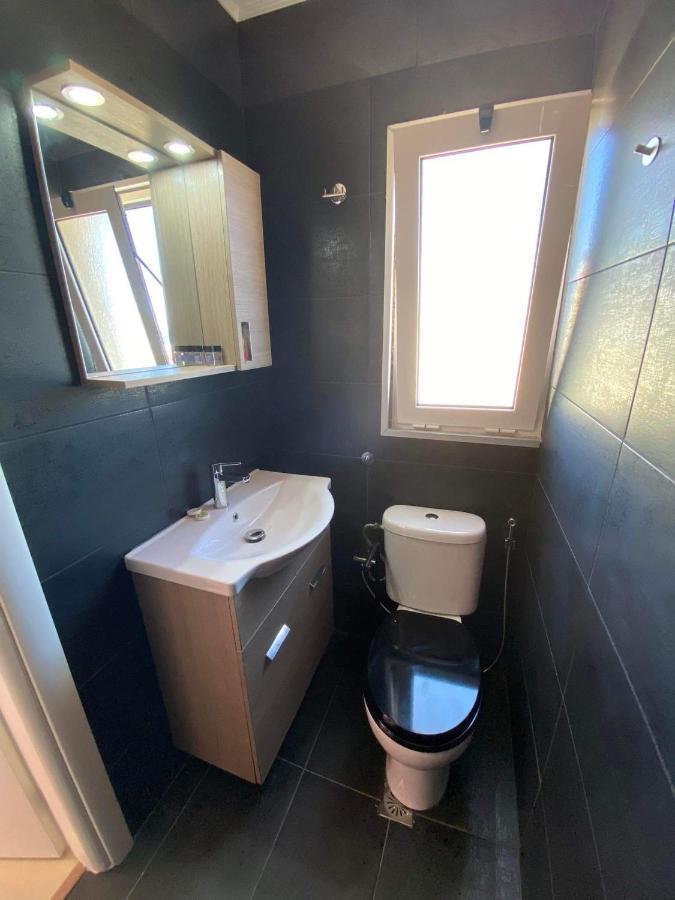 Lavrio 1Bdr Penthouse 7 Min On Foot From The Port Apartman Kültér fotó